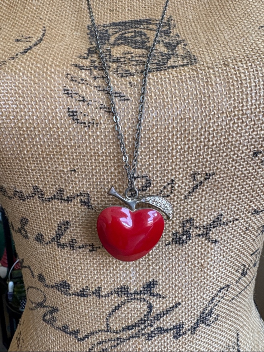 Vintage Rachel Pendant Necklace with Glam Stem